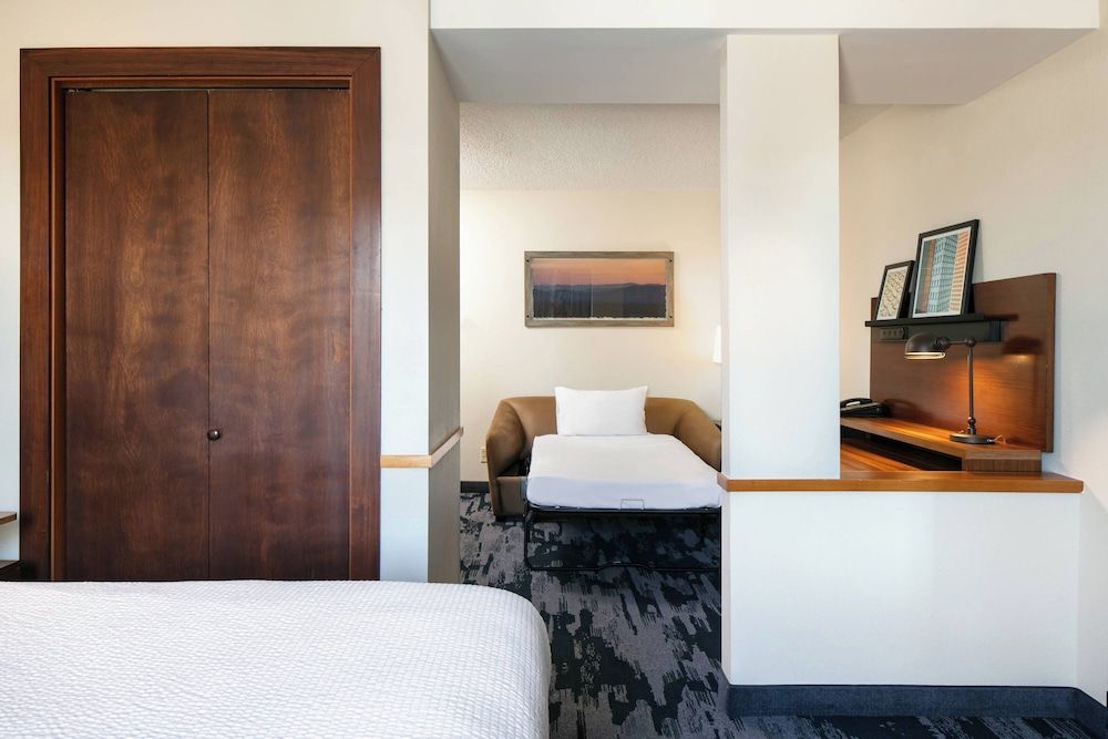 Suite, 1 King Bed