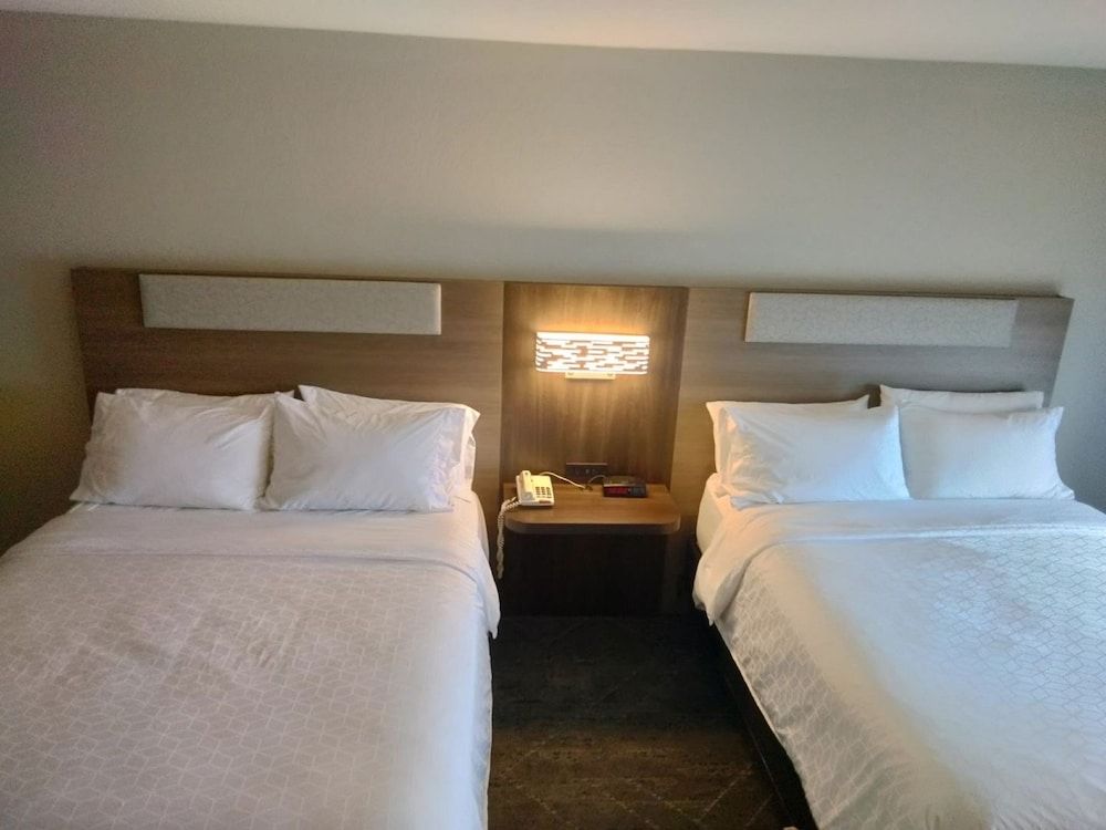 Standard Room, 2 Queen Beds
