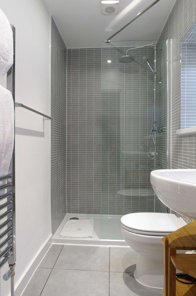 The London Agent Fitzrovia Studio 3 Studio 9