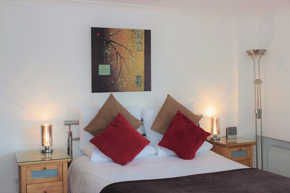 Executive Room (Room6)