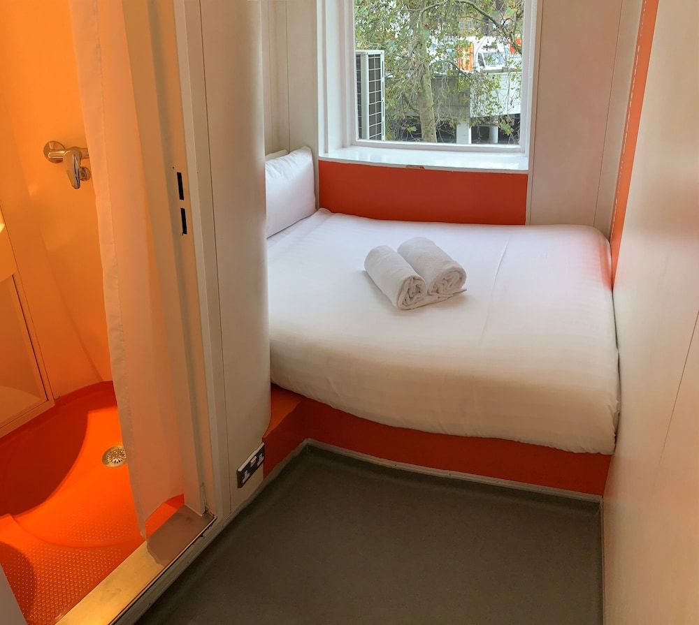 undefined Easyhotel South Kensington 7