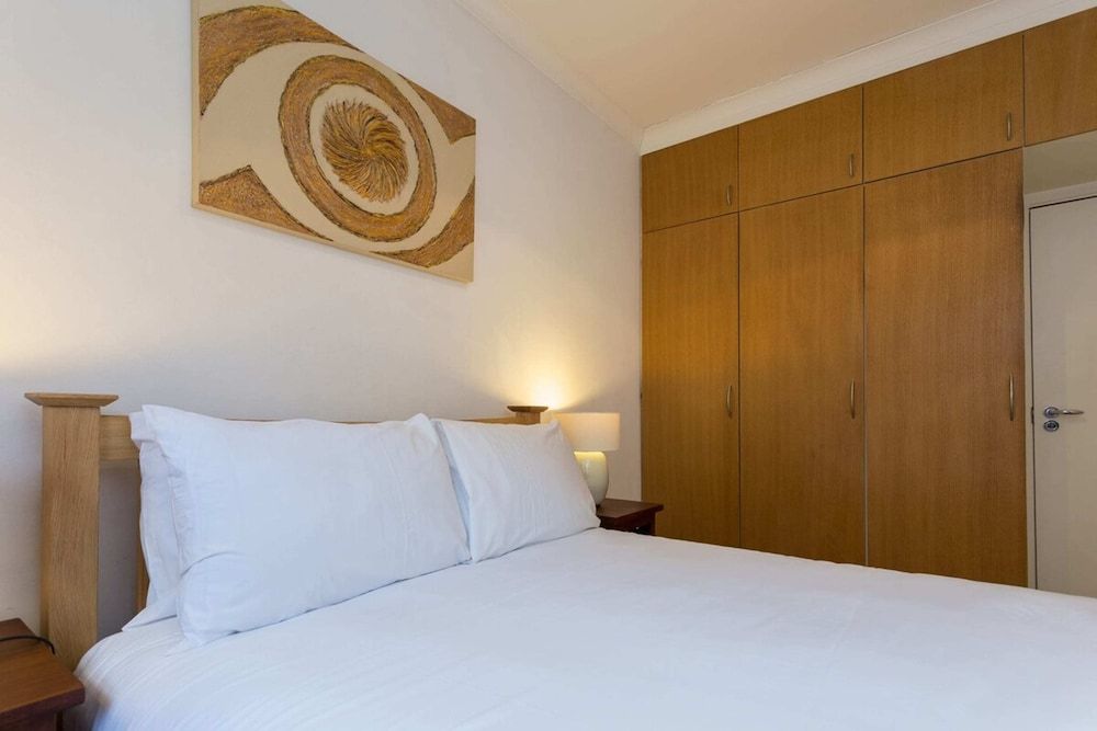 undefined 1 Bedroom Apartment in Notting Hill Accommodates 2 6