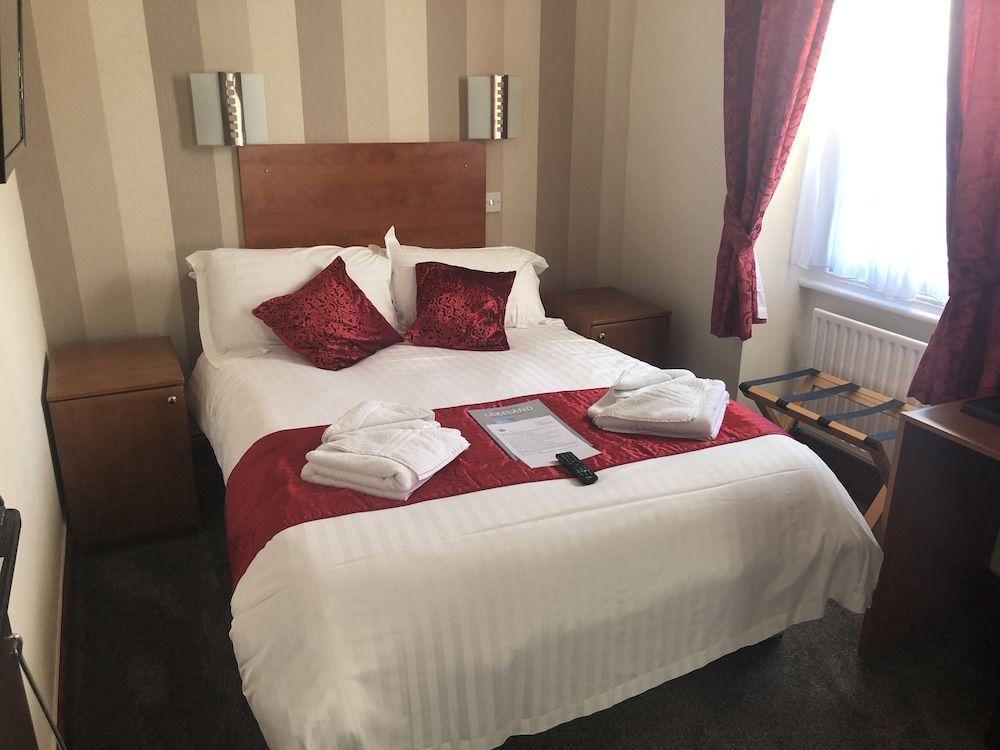 The Globe Inn Double Room 2