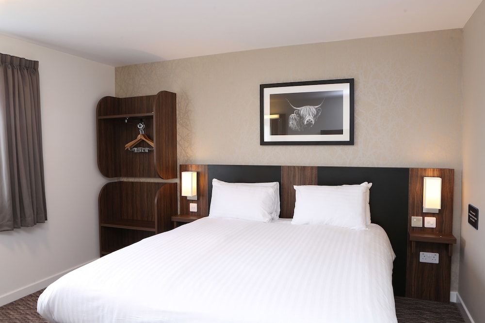 Harbour Spring, Peterhead by Marston's Inns Double Room 4