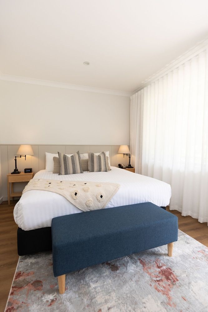 Clare Country Club Courtyard Suite 2