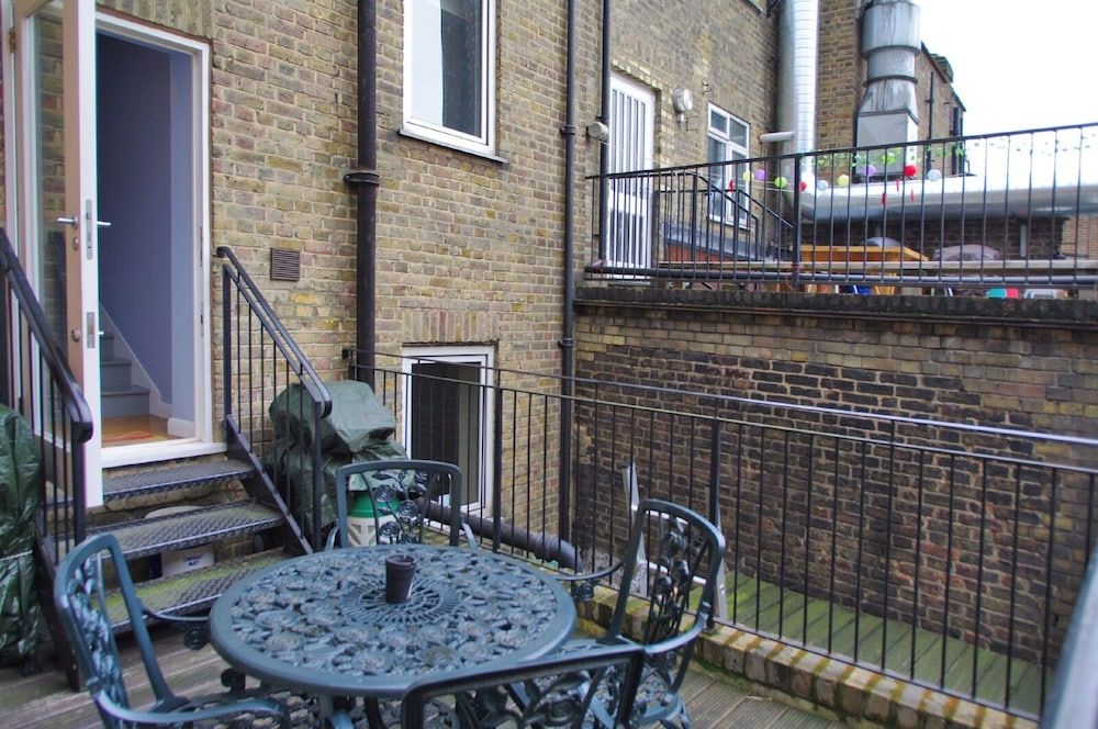 undefined The London Agent Waterloo Comfortable Home 6