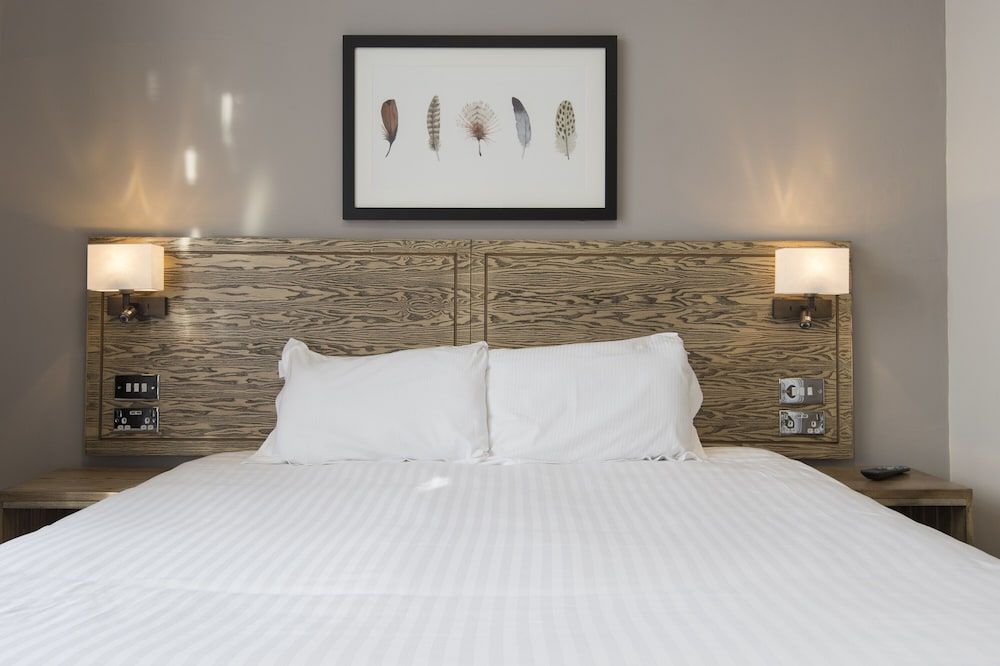 Owl, Hambleton by Marston's Inns Standard Double Room 4