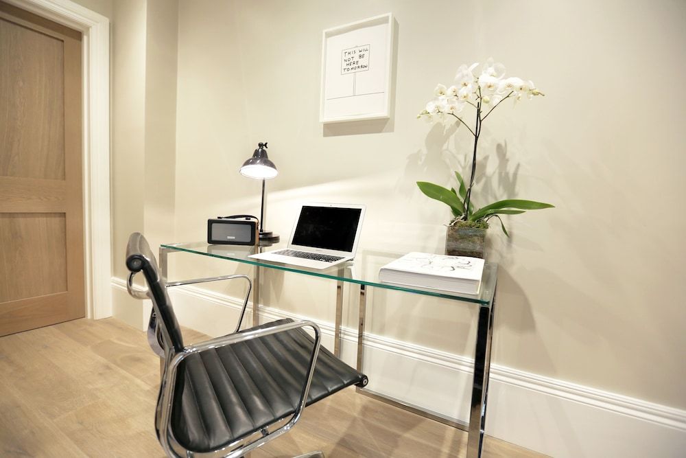 undefined 56 Welbeck Street 6