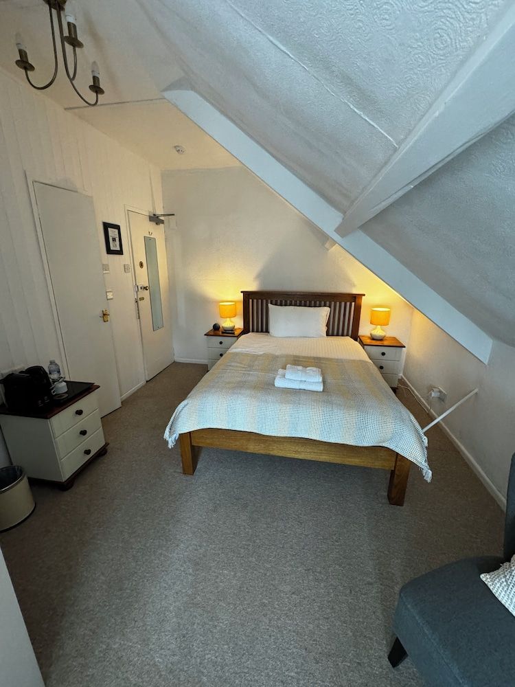 Standard Double Room, Ensuite, Courtyard View (Double Ensuite)