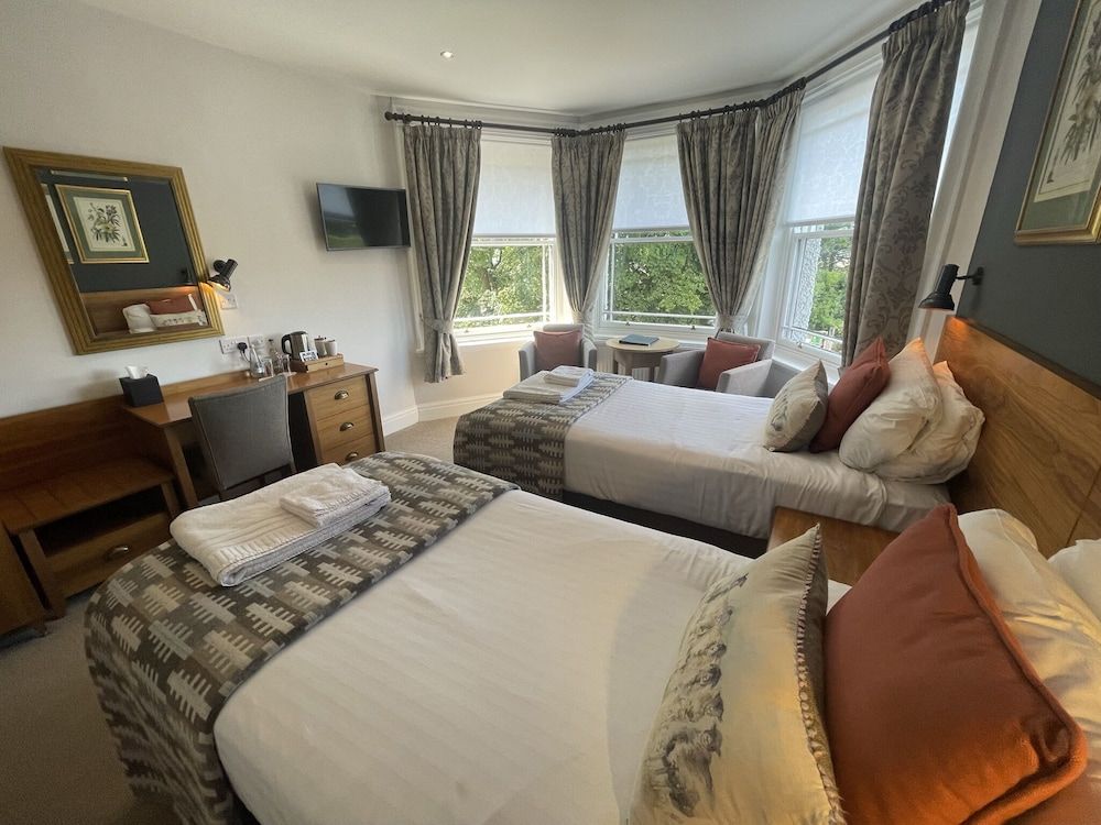 The Jug & Bottle Standard Twin Room 5