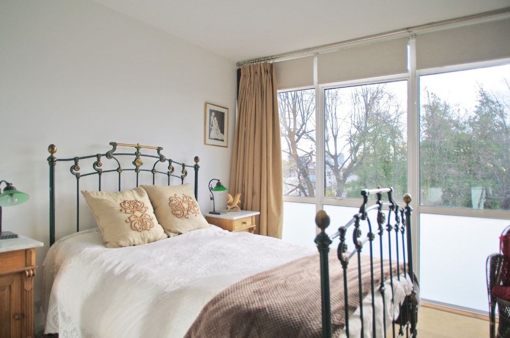 undefined The London Agent West London Studios 7