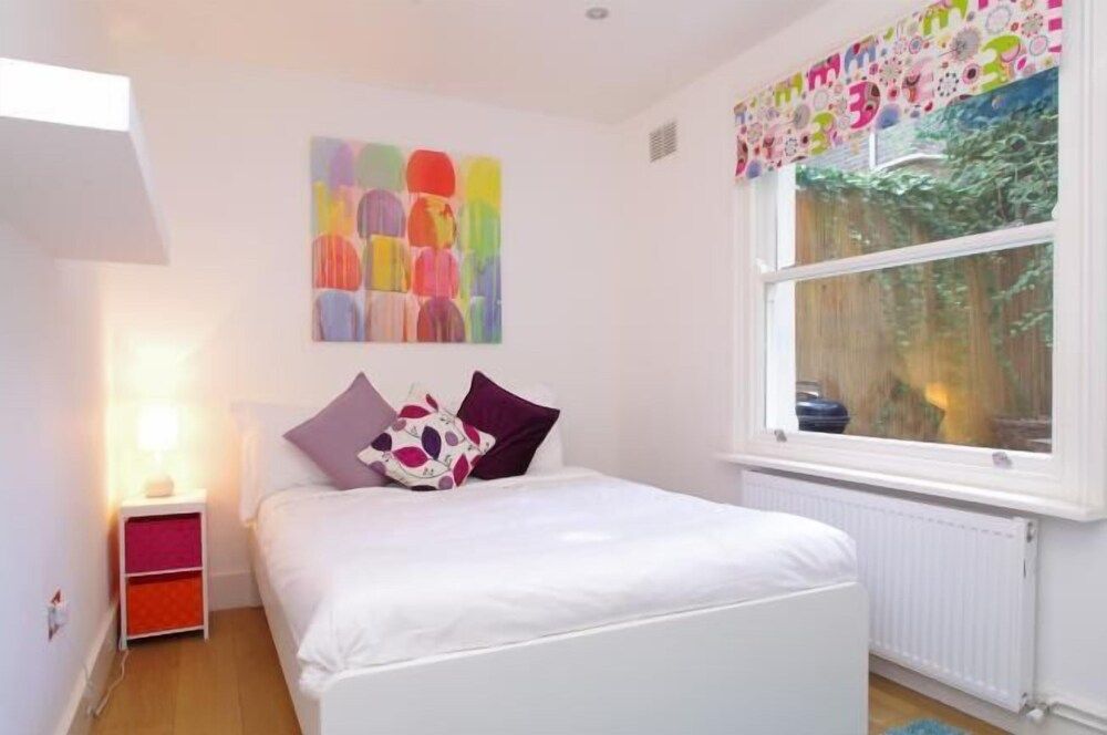 undefined The London Agent Kensington Comeragh 4