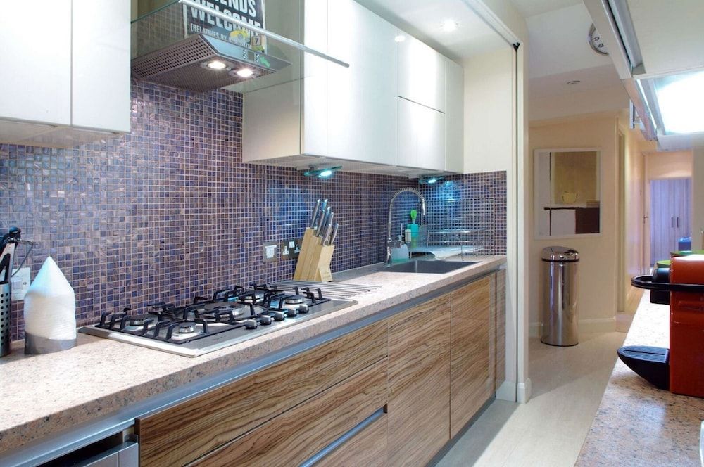 undefined The London Agent Chelsea Finborough 9