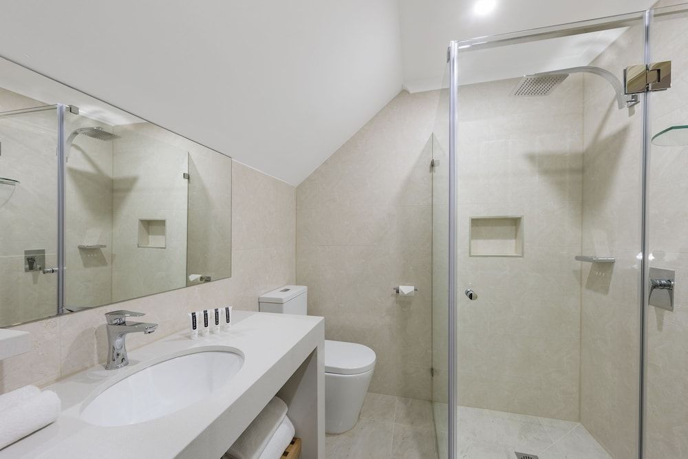 Canterbury International Hotel Apartment, 2 Bedrooms, Non Smoking, 2 Bathrooms 2