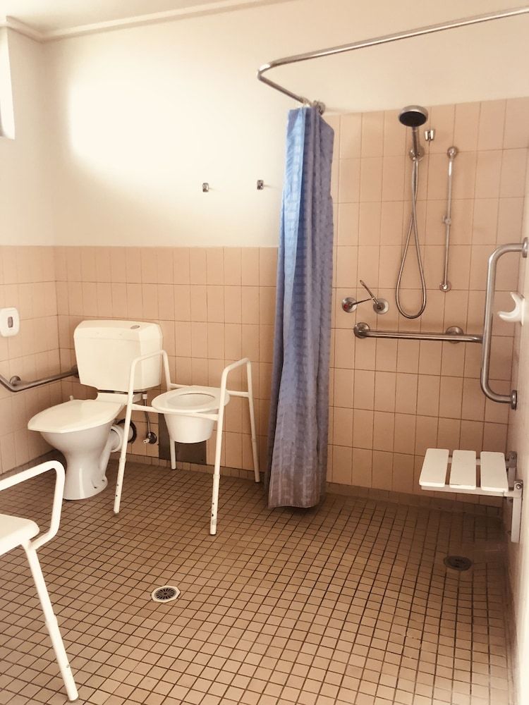 Twin Room - Disability Access, 1 Queen Bed and 1 Single Bed