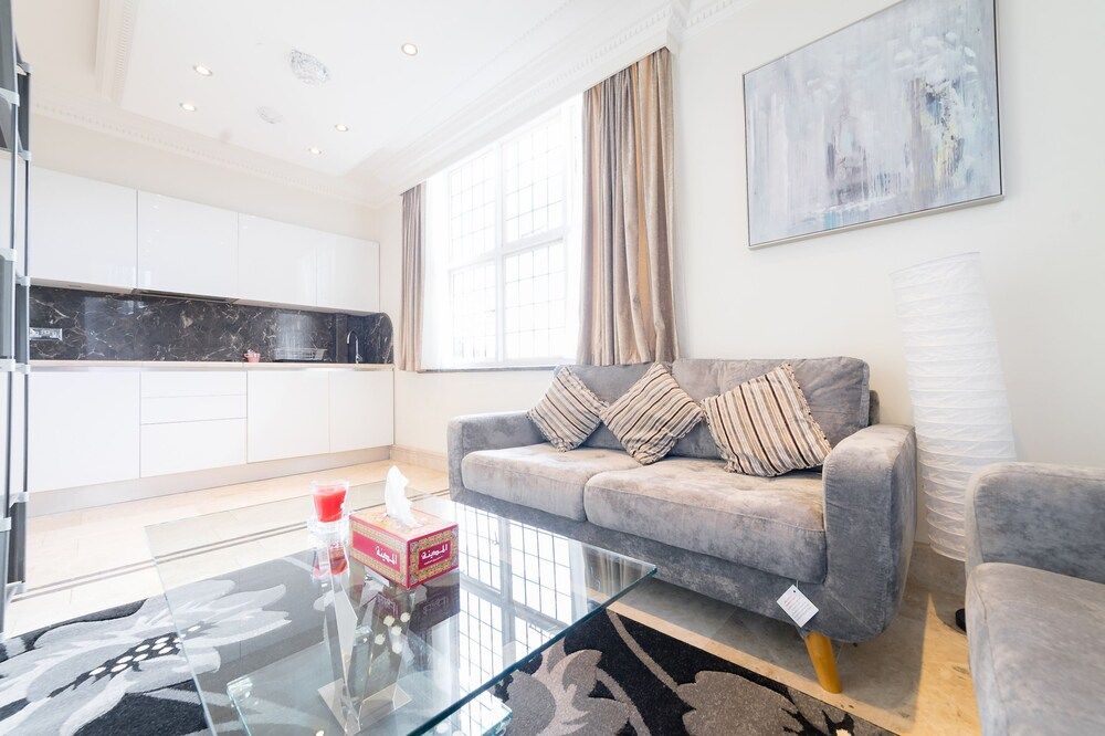 Hyde Park Place Deluxe Apartment, 2 Bedrooms 30