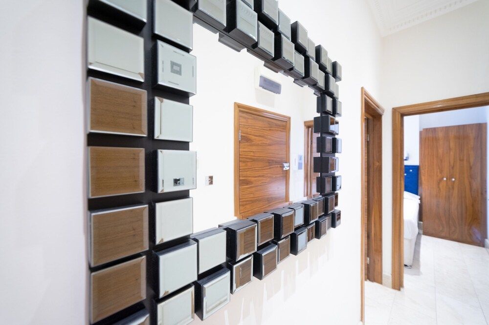 Hyde Park Place Deluxe Apartment, 2 Bedrooms 26