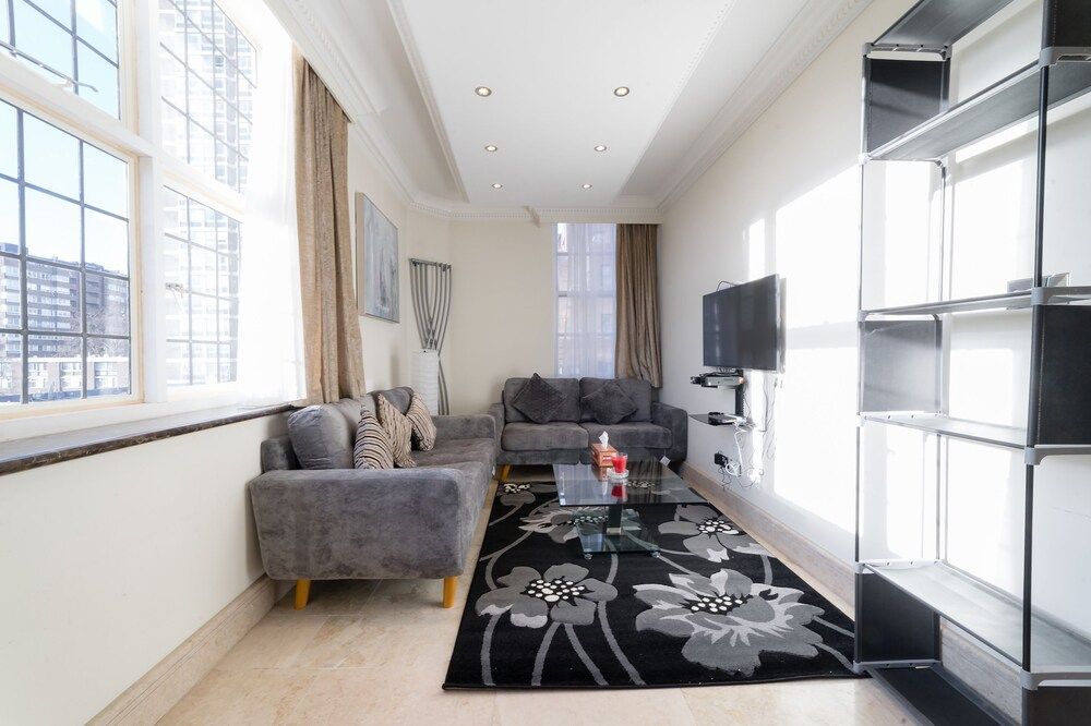 Hyde Park Place Deluxe Apartment, 2 Bedrooms 28