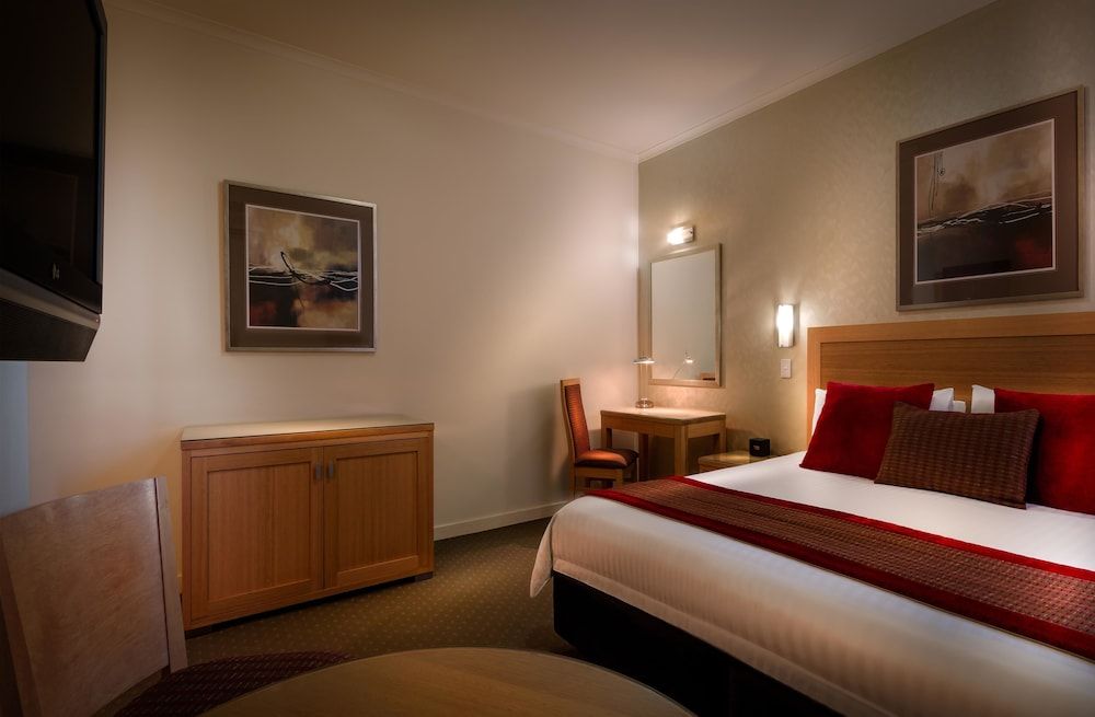Executive Room, Multiple Beds, Non Smoking (Larger Room)