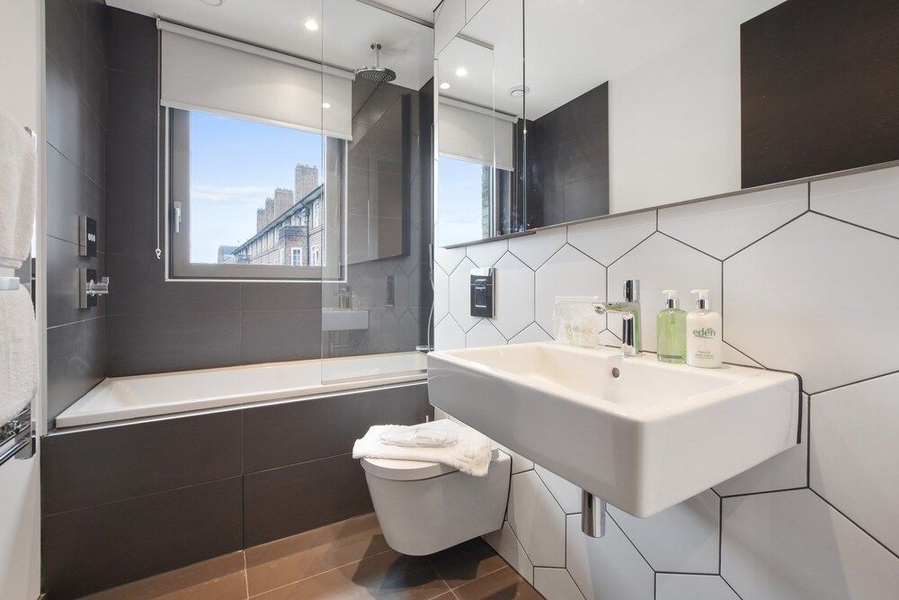 Hoxton by Servprop Apartment, 2 Bedrooms 8