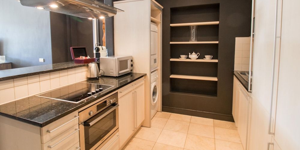 Waterfront Village Luxury Apartment, 1 Bedroom 5