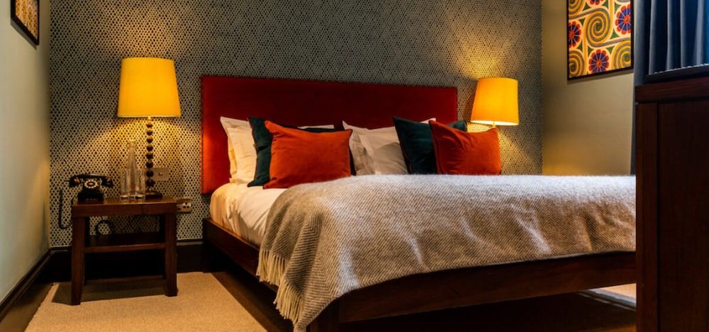 undefined Fox and Anchor 7