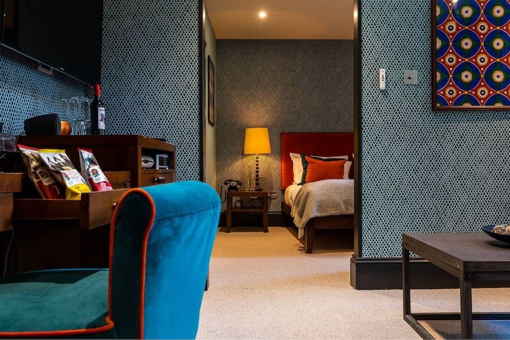 undefined Fox and Anchor 8