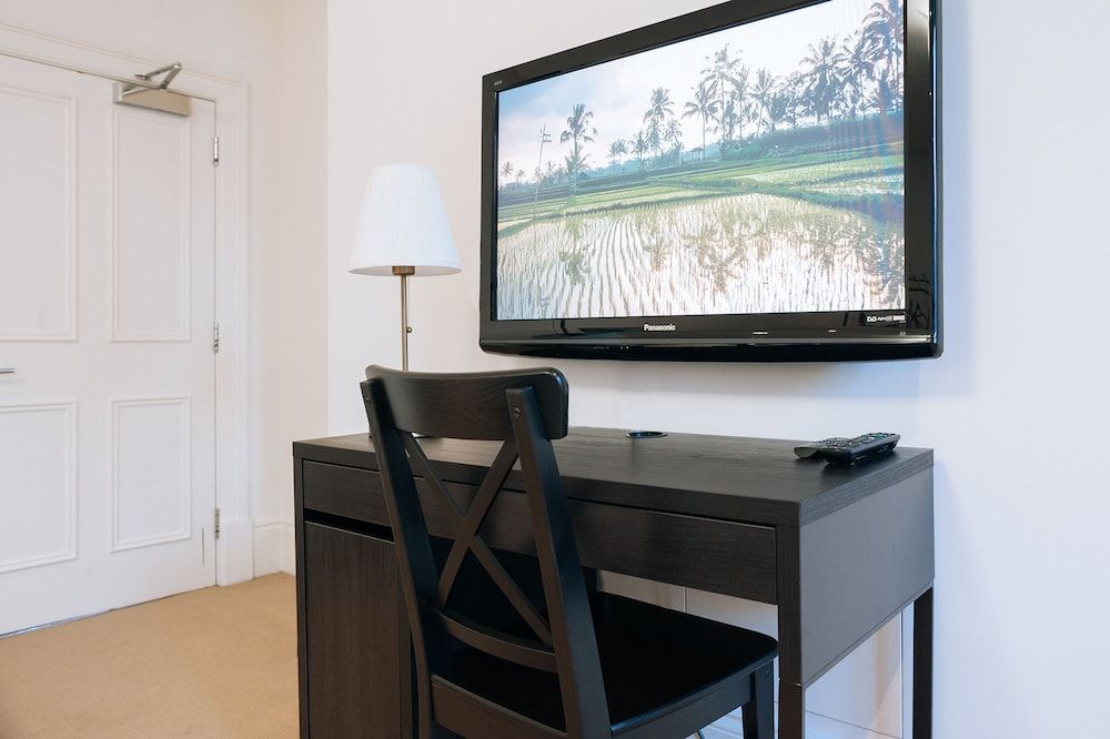 Mayfair Guesthouse City Double Room, 1 Double Bed, Private Bathroom 7