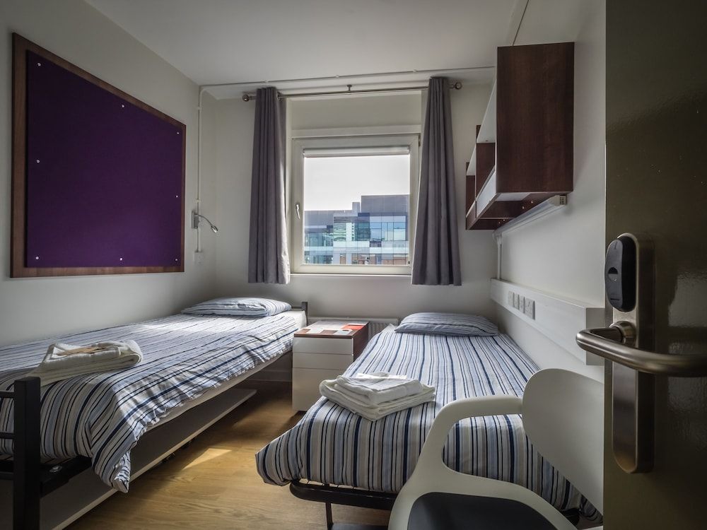 LSE Carr-Saunders Hall - Campus Accommodation