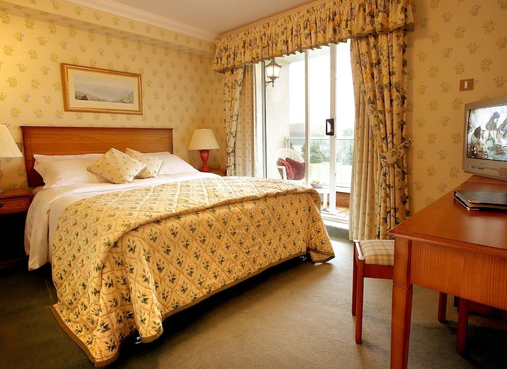 Standard Two Bedroom Apartment