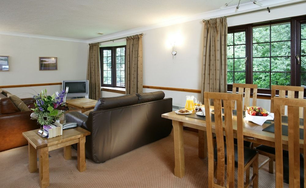 Traditional Two Bedroom Apartment