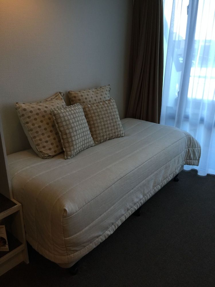 undefined Hurley's of Queenstown 10