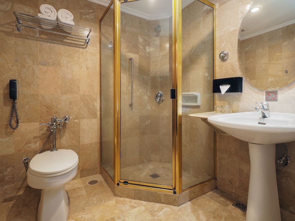 undefined Jakarta Airport Hotel 9