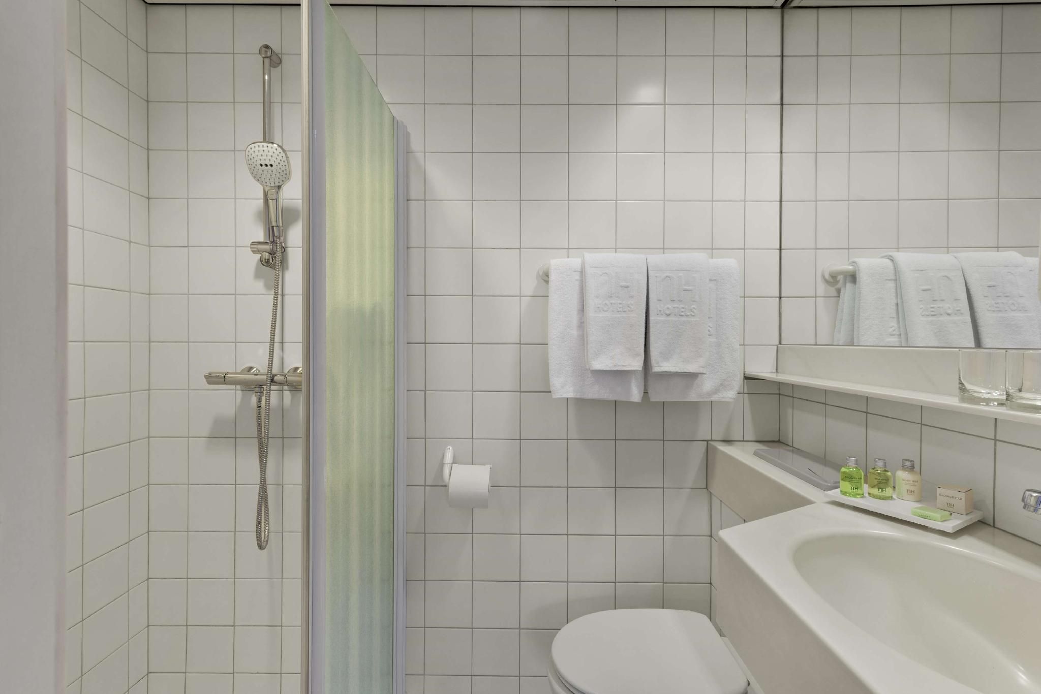 Small Standard Room