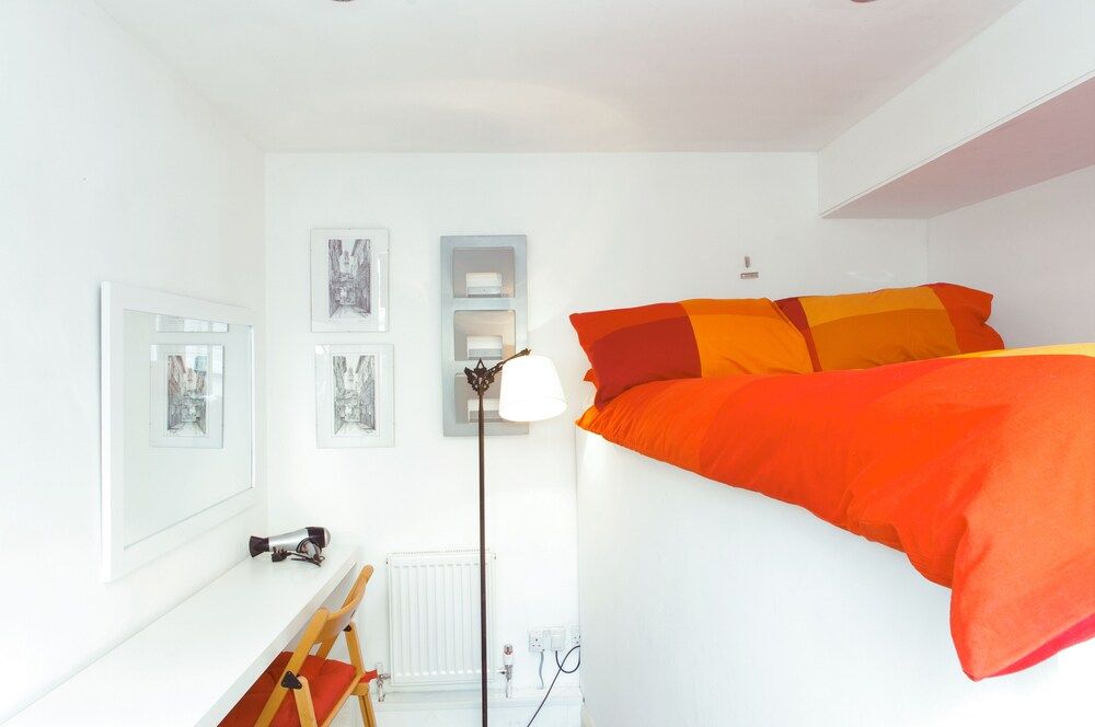 undefined The London Agent Camden Photo Library 7