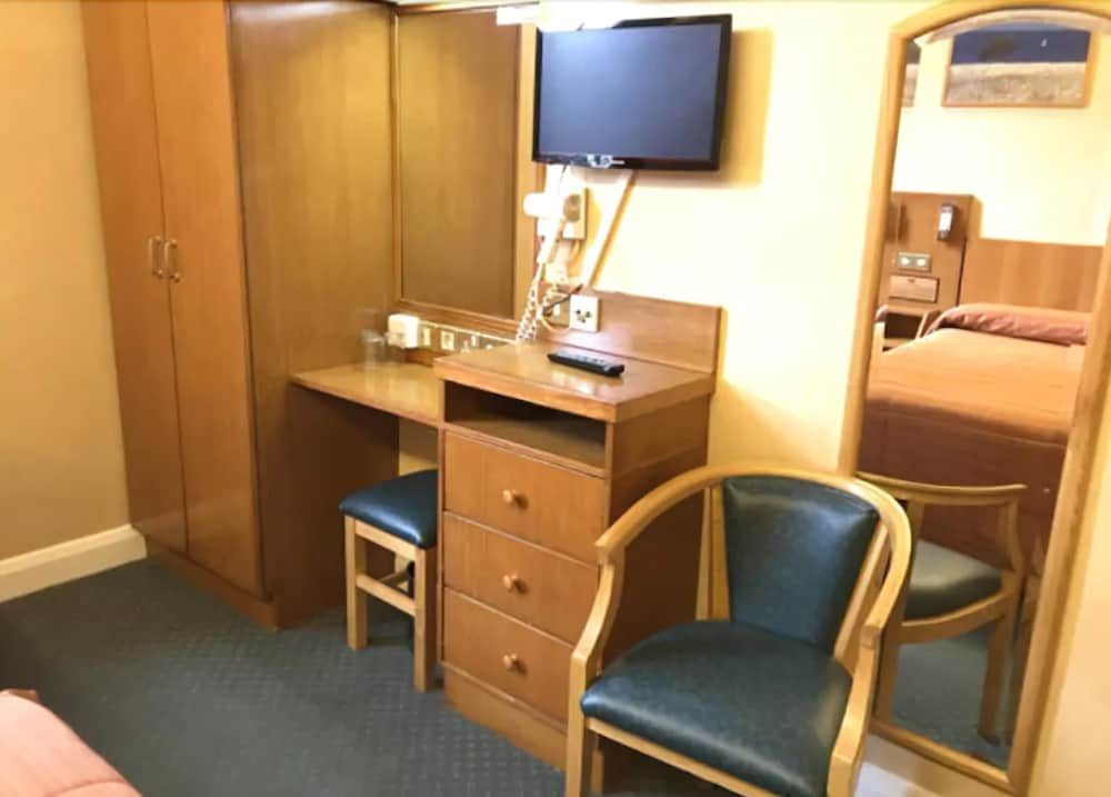 Beverley House Hotel Standard Twin Room 5