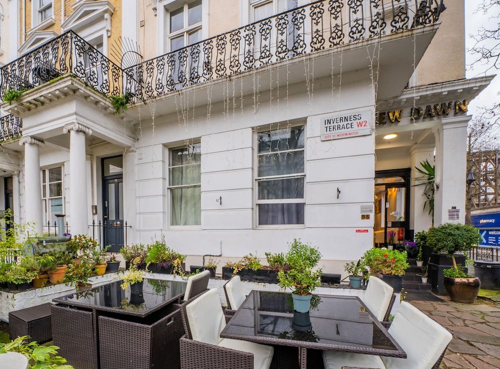 undefined New Dawn Hotel 4