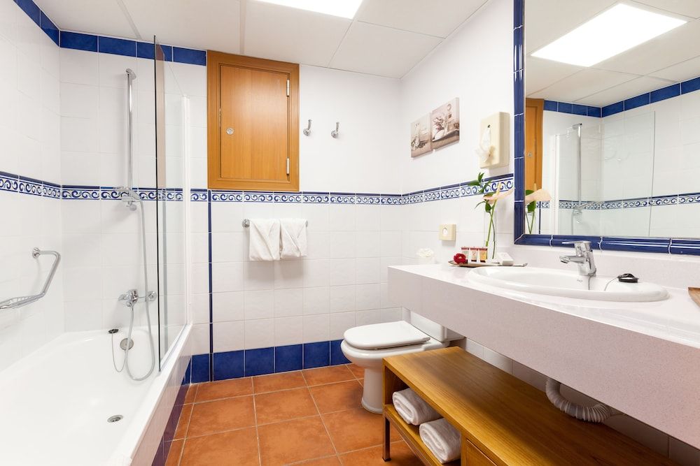 GF Isabel Apartment (2 adults and 1 child)