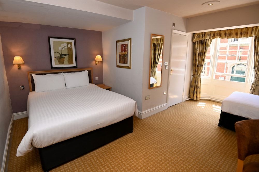 Vine, Stafford by Marston's Inns Family Room