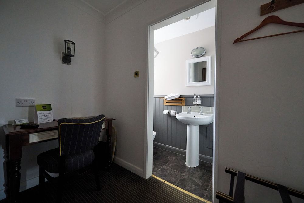 White Hart, Newmarket by Marston's Inns Single Room 4