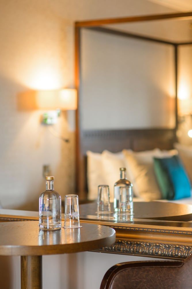 Flagstaff Lodge Executive Double Room, 1 King Bed, Mountain View 5