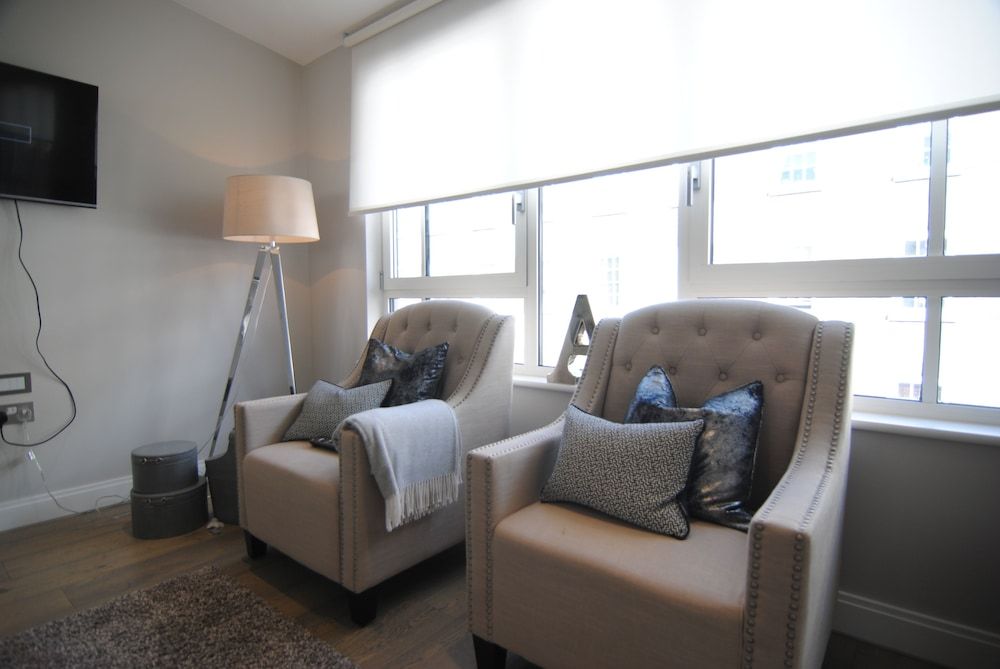 Lux St James Park Apartment Central London FREE WIFI by City Stay Aparts London Apartment, 2 Bedrooms, City View, Top Floor 13