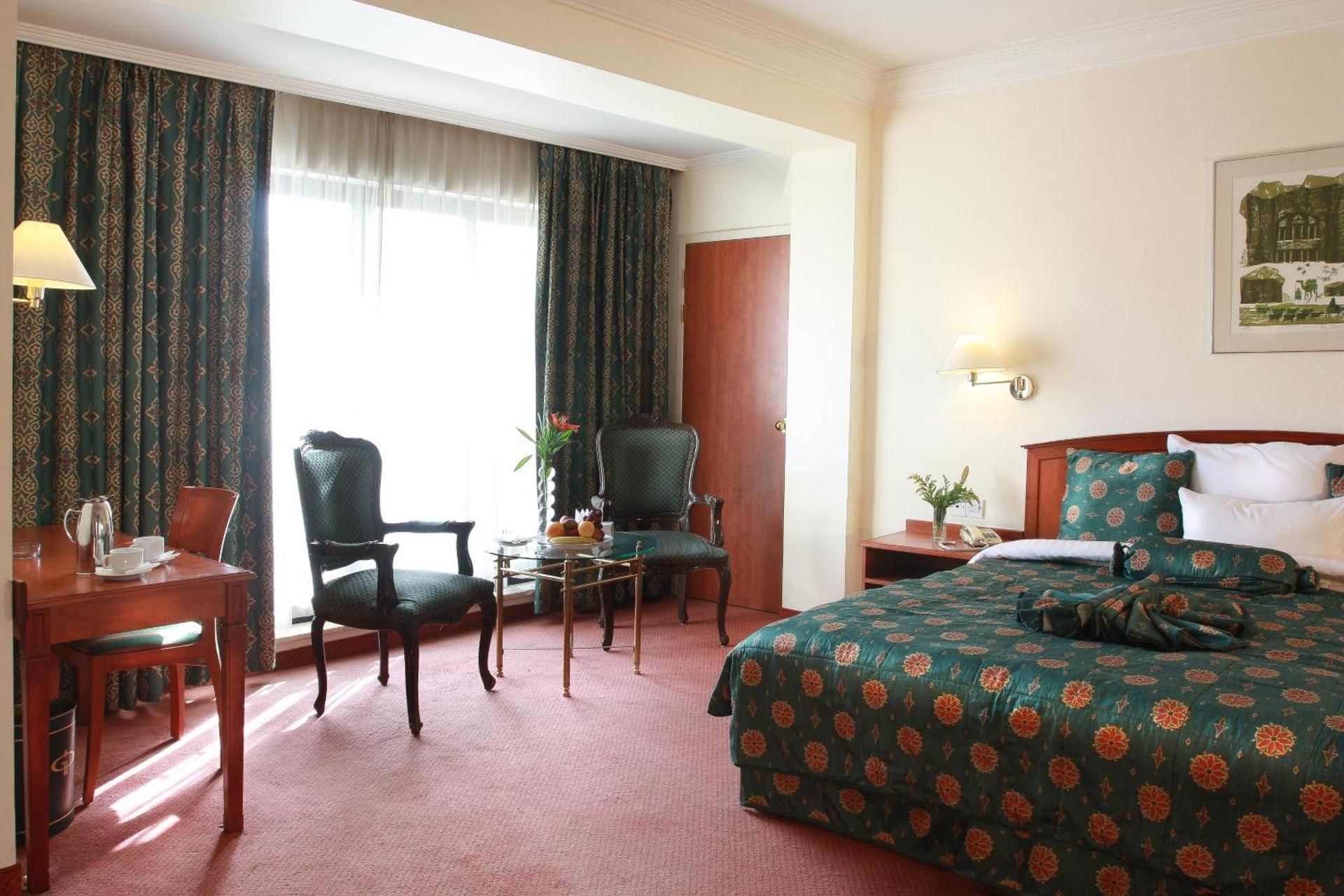 undefined Grand Palace Hotel 9