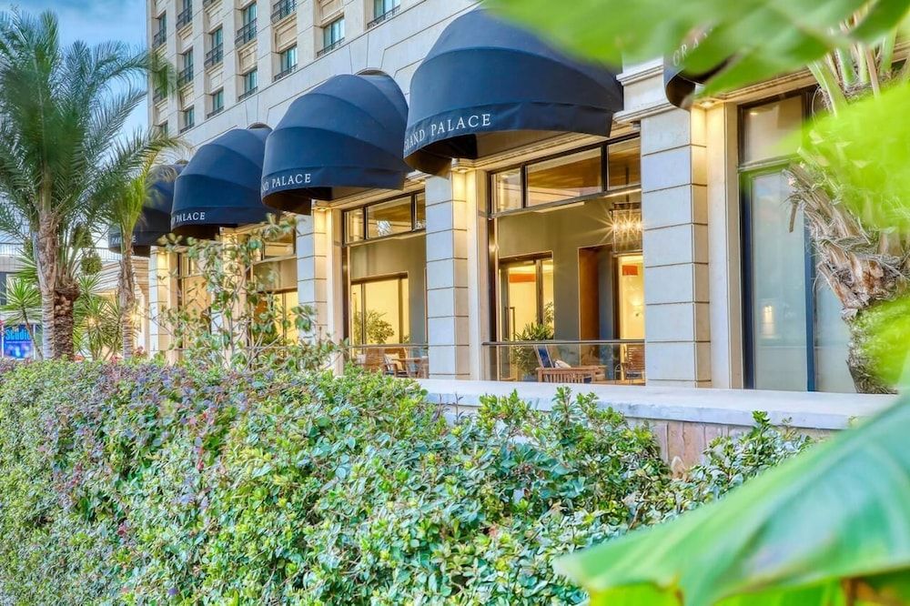 undefined Grand Palace Hotel 2