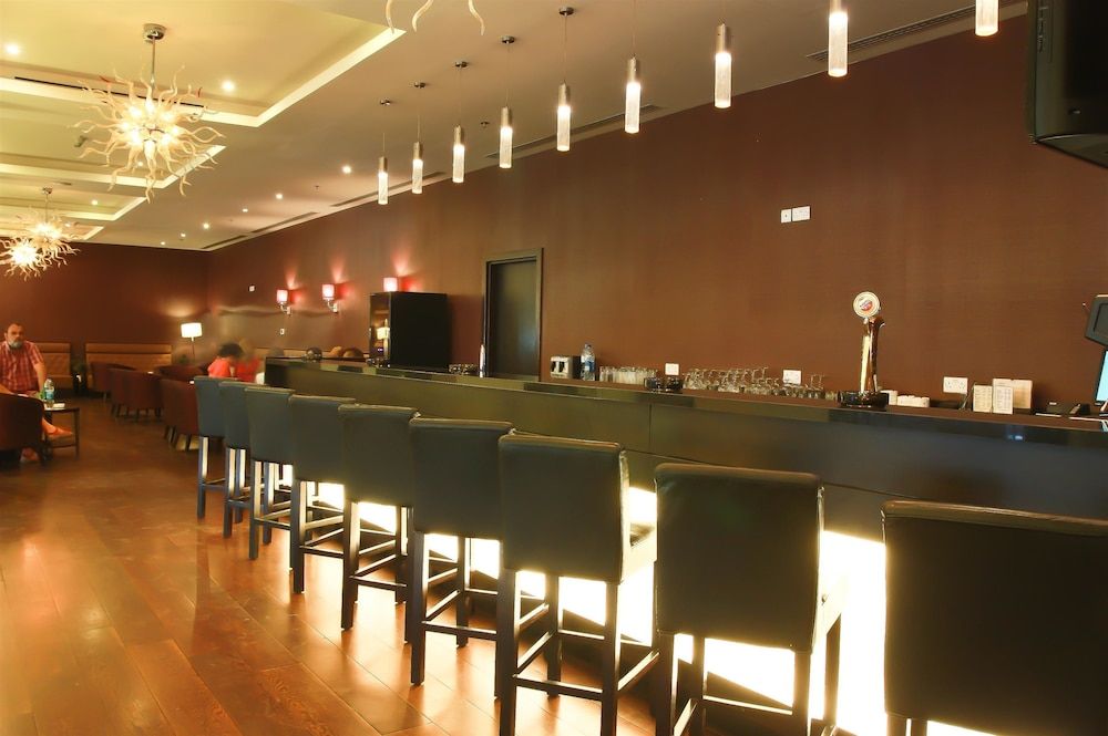undefined Grand Palace Hotel 10