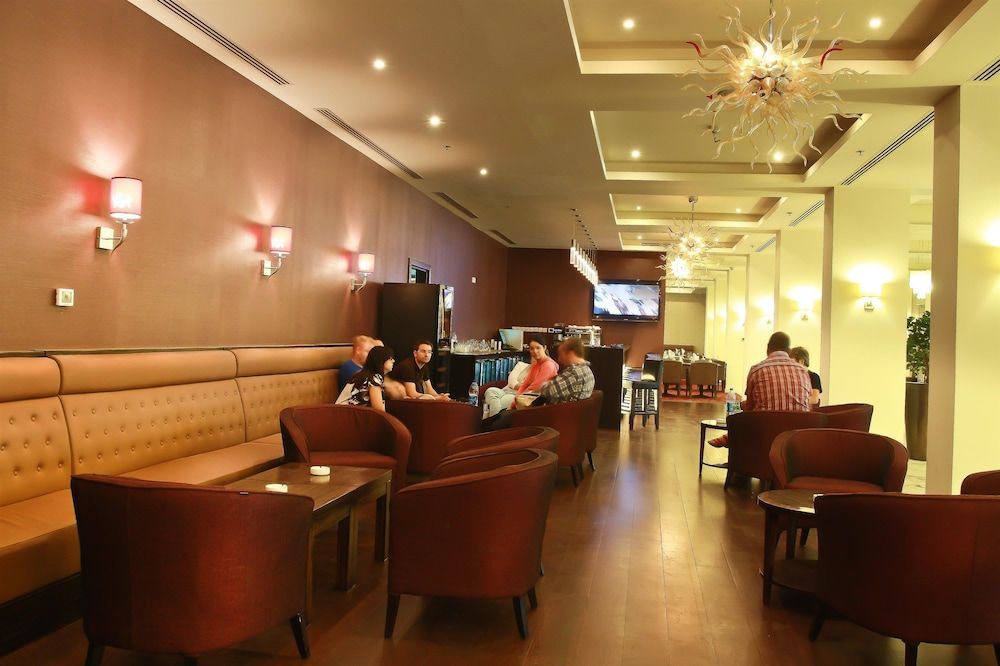 undefined Grand Palace Hotel 9