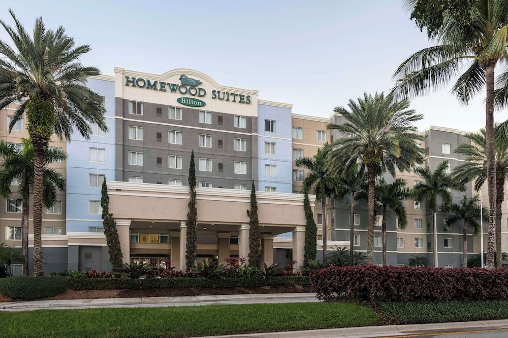 undefined Homewood Suites by Hilton Miami-Airport/Blue Lagoon 2