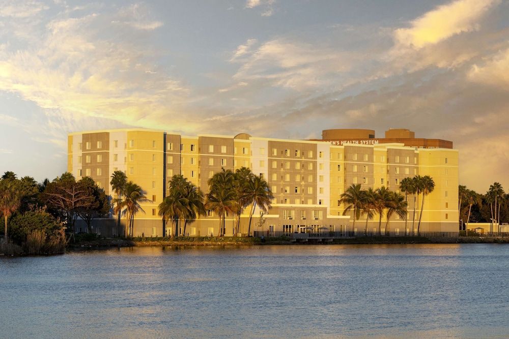 undefined Homewood Suites by Hilton Miami-Airport/Blue Lagoon 4