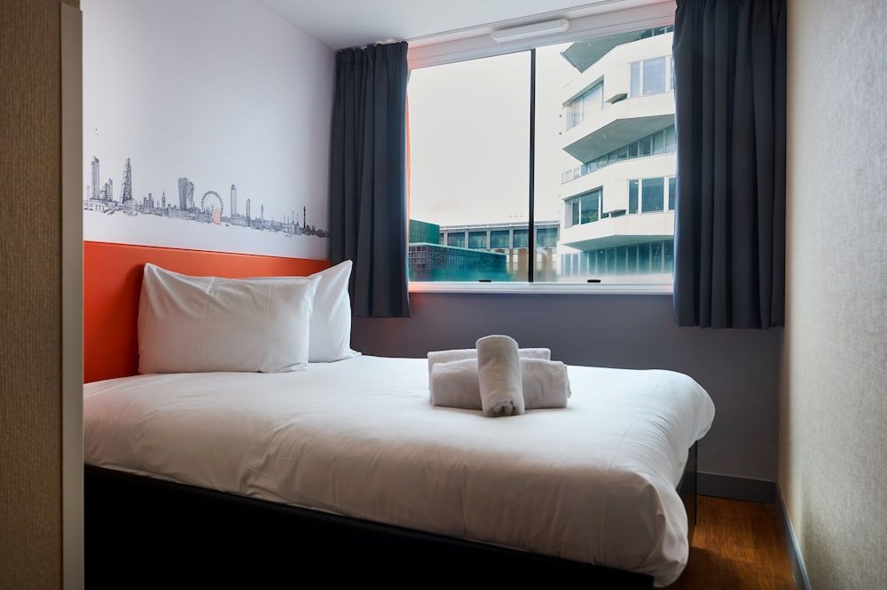 easyHotel London Croydon Standard Double Room, 1 Double Bed 2