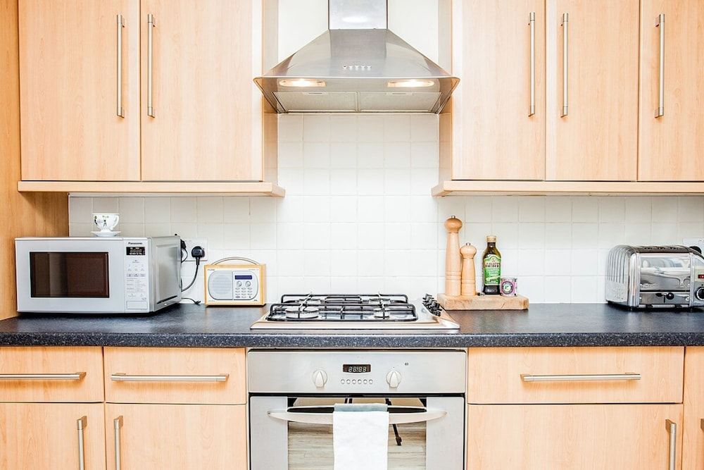 undefined Stunning Spacious South London 1 Bed Apartment with Balcony 10